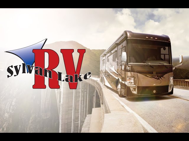 2022 Thor Miramar 35.2 – Pre-Owned Class A Motorhome.  in RVs & Motorhomes in Red Deer