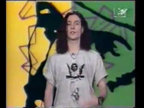 R.E.M. 1992-10 - Top Twenty Countdown, MTV, USA [Will R.E.M. go out on the road?]