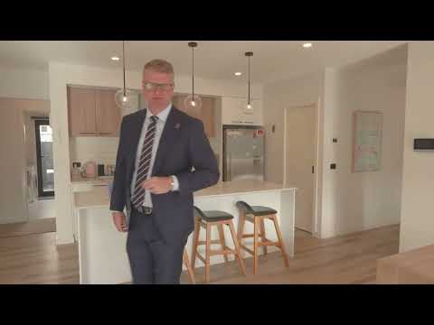 32 Grainger Parade, Lucas, VIC 3350, 4 ਕਮਰੇ, 2 ਬਾਥਰੂਮ, House