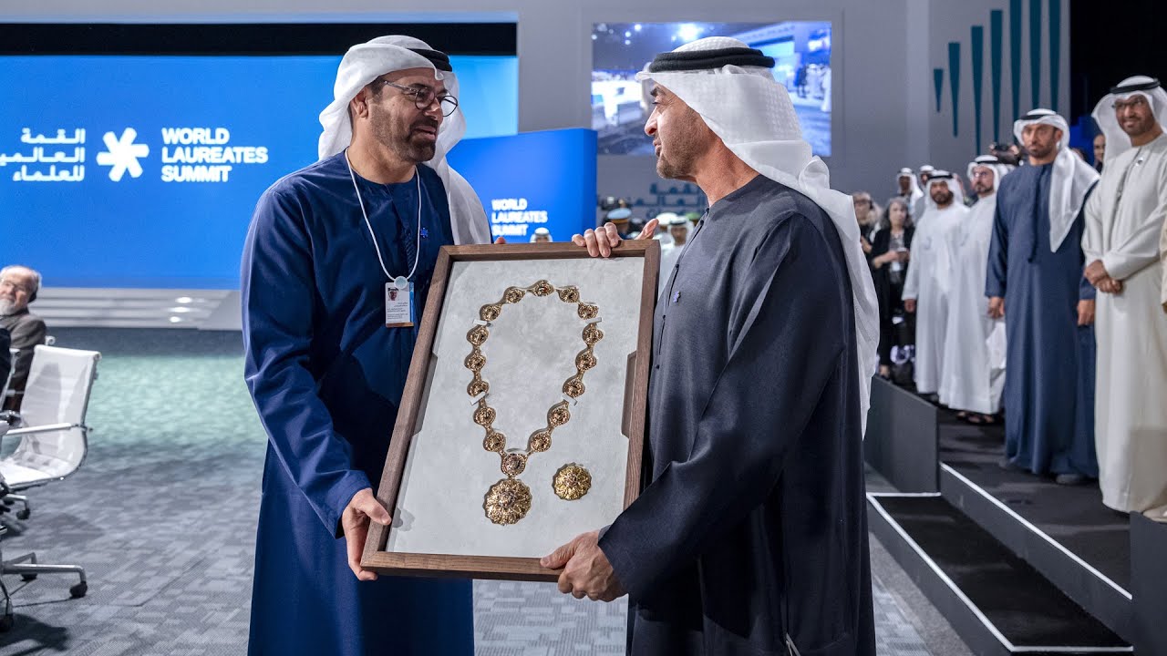 صورة بعنوان: Youtube Image