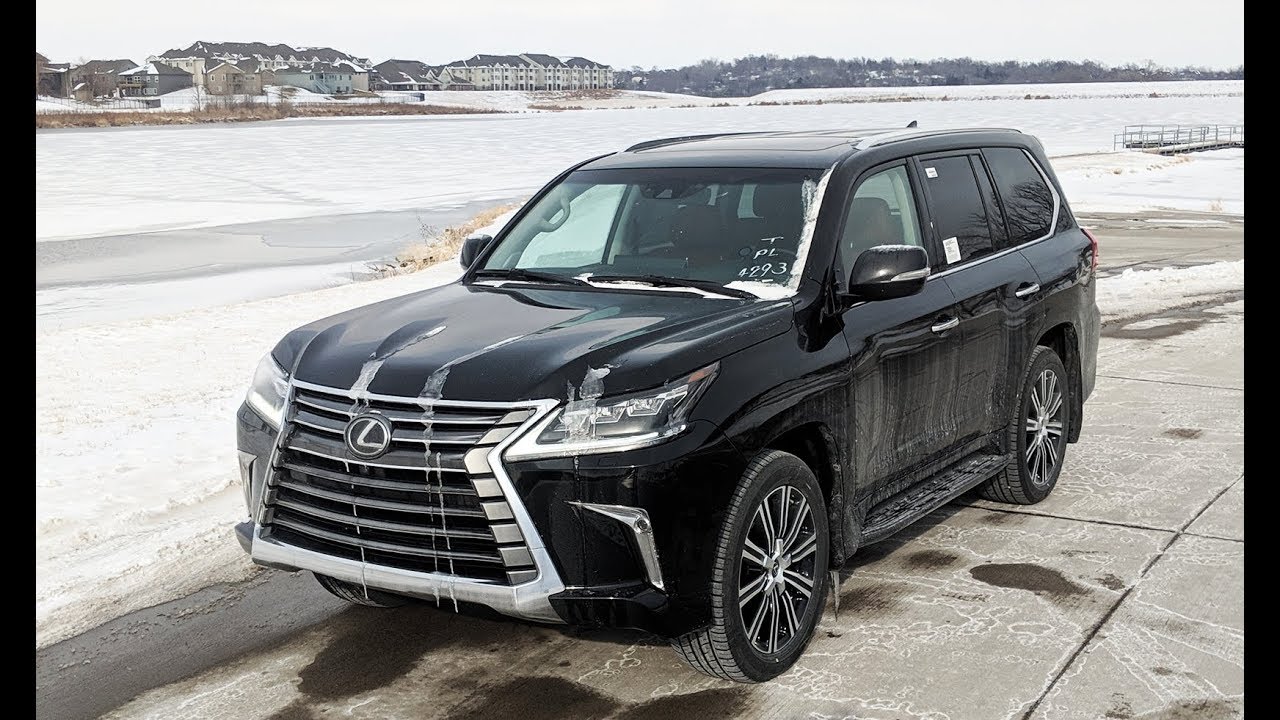 2019 Lexus LX 570 Winter Review | Still the King