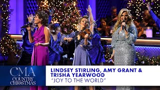 Kadr z teledysku Joy To The World tekst piosenki Lindsey Stirling feat. Trisha Yearwood, Amy Grant