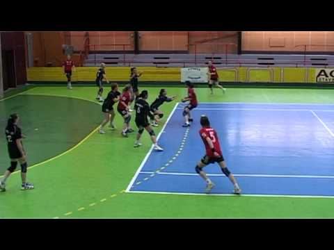 hádzaná ženy: Topoľčany - Senica  3.4.2011