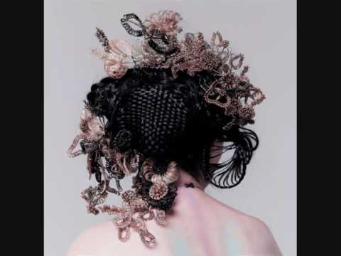Videoclip de Pleasure Is All Mine — Björk