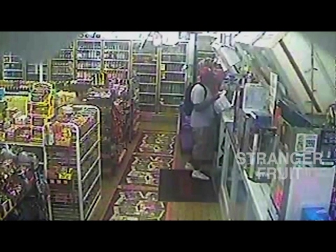 Filmmaker says Michael Brown didn't rob store