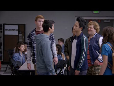 Miguel vs Kyler | Cobra kai temporada 1