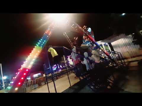 AYUNAN PERAHU BAJAK LAUT