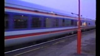 preview picture of video 'Clapham Junction In Network Southeast Days'