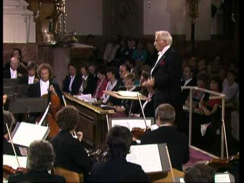 Mozart Requiem Bernstein 07. Confutatis.mpg