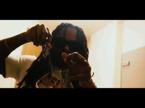 700CAL - 2 POTS (OFFICIAL MUSIC VIDEO) SHOT BY @graycloudmedia