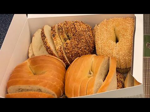 download lagu mp3 mp4 Bagel Bread Sliced, download lagu Bagel Bread Sliced gratis, unduh video klip Bagel Bread Sliced