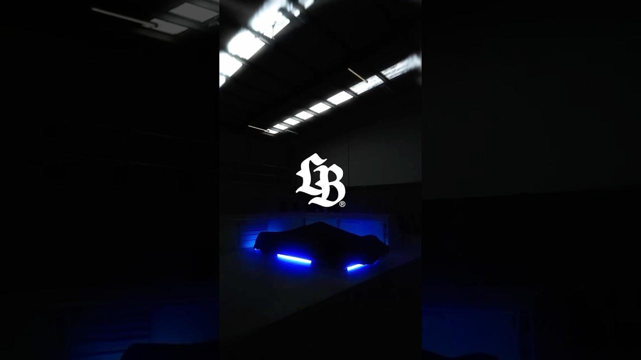 Click to watch the video “Something big is coming for Tokyo 🔵⚪——————————-東京に何か大きなことやってくる。🔵⚪️”