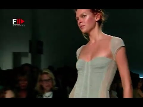 DONNA KARAN Spring 2005 New York - Fashion Channel