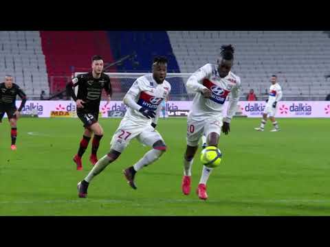 Bertrand Traore funny simulation vs Rennes. Ligue 1. 11/02/2018