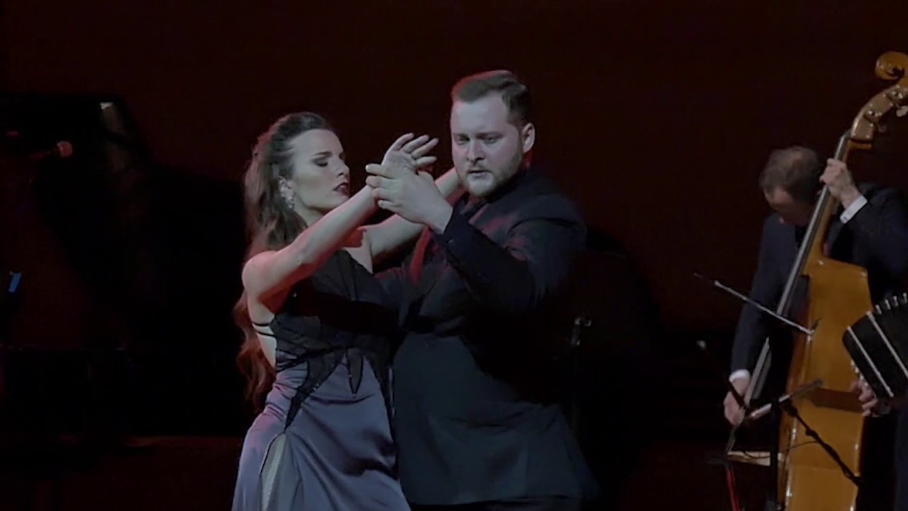 "Zum" Solo tango orquesta, Maxim Gerasimov & Agustina  Piaggio