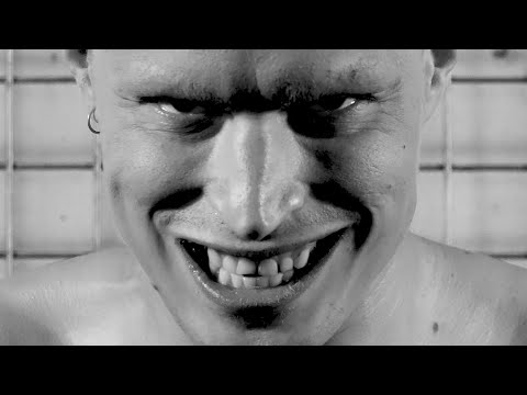 DJ Reiz feat. Pierre Le Disque Jockey - Soleil Froid [Official Video]