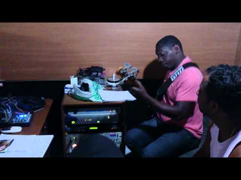 charles martins arrebentando na gravaçao do cd do jefté leonardo