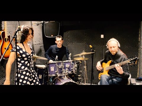 The Dry cleaner from des Moines - Sarah Hind, Thomas Potrel, Frédéric Marchal (Joni Mitchell)