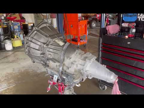 How to remove a 4L60e out of a GMC Truck the right way…