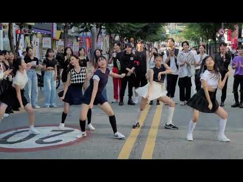 2022.08.20/블랙도어 BLACK DOOR 신촌 연합버스킹/Hype boy