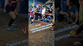 Download lagu dance wut wut paling asyik,mantap goyanganya neng😍🤣#dance #viraltiktok #shorts mp3