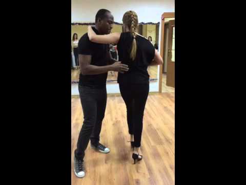 Kizomba's demo after class: saida combination with estrella.
