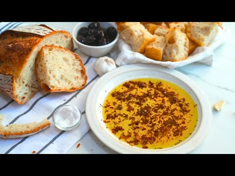 Garlic, Olive oil and Balsamic vinegar bread dip