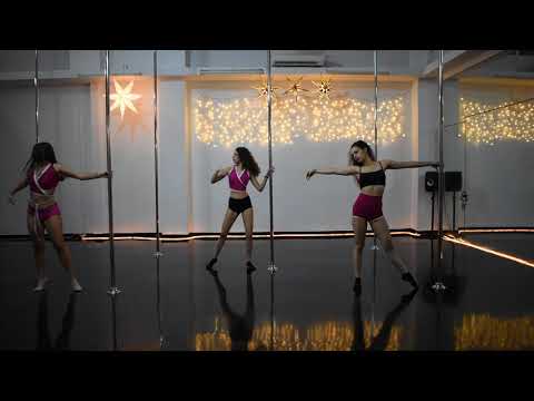 02. Thess Pole Art Show 34 - Level 1 (Two Feet - I Feel Like I'm Drowning)