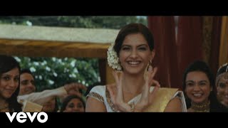 Gal Mitthi Mitthi (Lyric Video) - YouTube