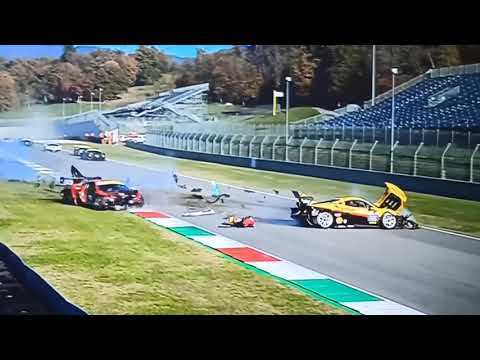 FERRARI CHALLENGE MUGELLO 20.11.21 CRASH