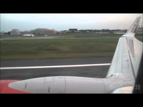airberlin 737-800 take-off at Hamburg Airport | D-ABKI