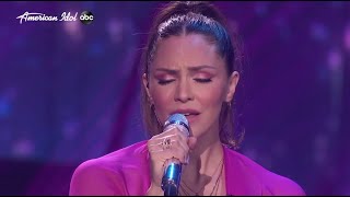 Kat McPhee sings &#39;The Prayer&#39; with Willie Spence on American Idol