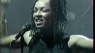 The Brand New Heavies &quot;Sometimes&quot; live 1997