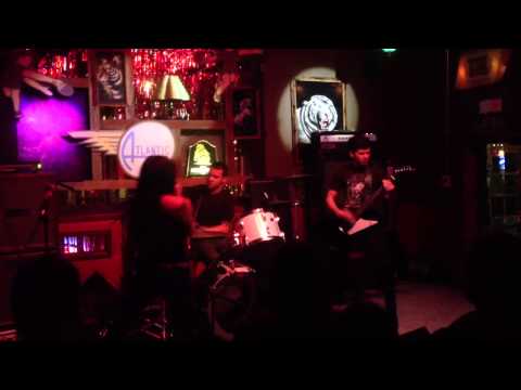 Sacridose live at the Atlantic. Last song.