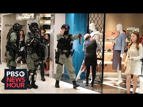 News Wrap: Hong Kong protesters target shopping malls for 3rd straight day