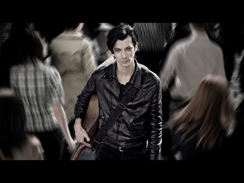 Frenk - Nyitott Szemmel