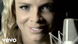 Bài hát This moment - Nghệ sĩ trình bày Marie Picasso