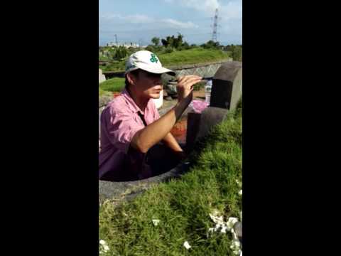墓碑補漆