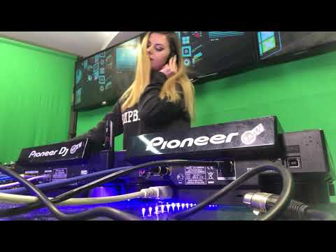 Dj Vicky Sky Play Tv 2018