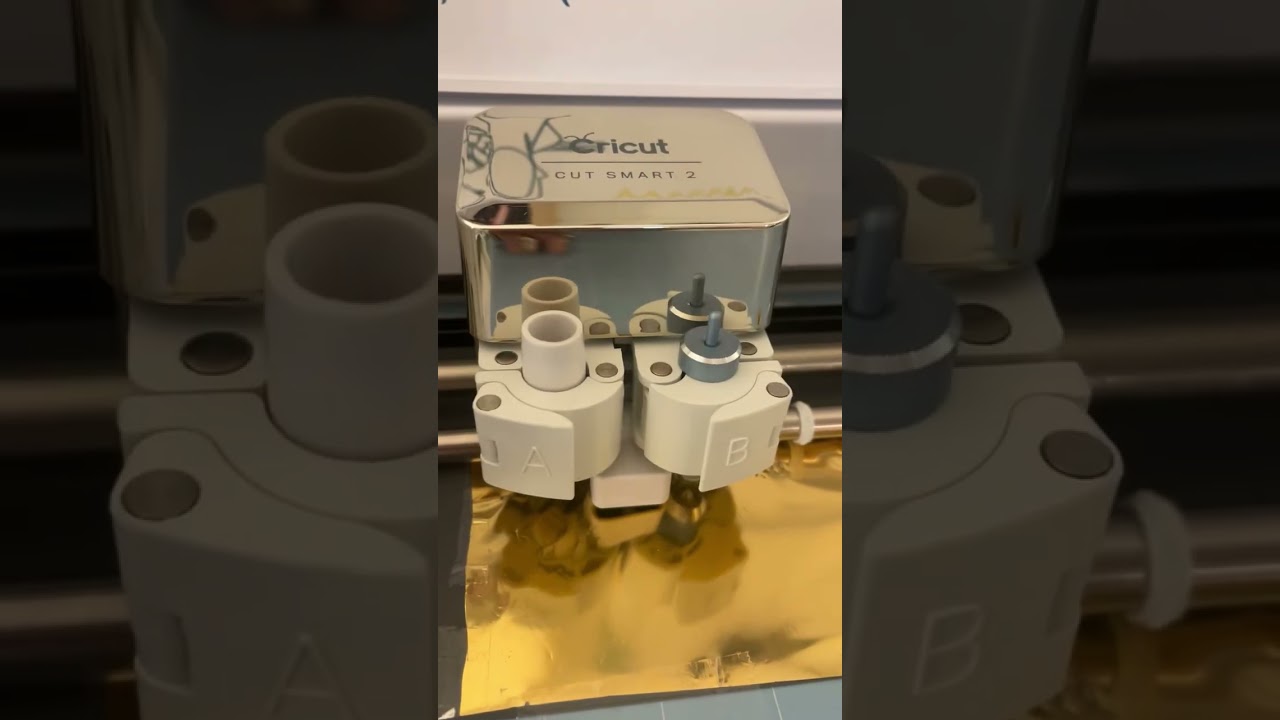 making my own wedding invitations 💕