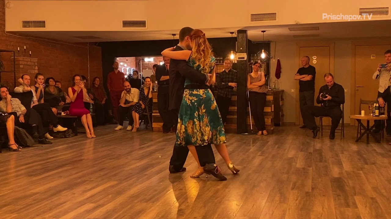 Video thumbnail for Alex Krupnikov & Ekaterina Lebedeva, 4-4, Milonga Sentimental 18.02.2021, Buscándote (Tango)