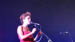 #hanaofangel live: Massive Attack feat. Martina Topley-Bird @ Zénith, Paris | 11.11.2009 - Babel