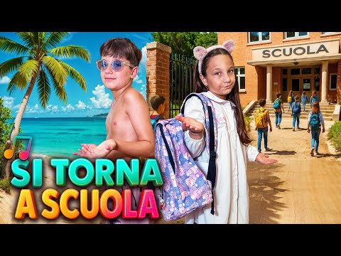 BACK TO SCHOOL 🎵 official song CONGIUNTIIMPERFETTI (Kevin and Emily)