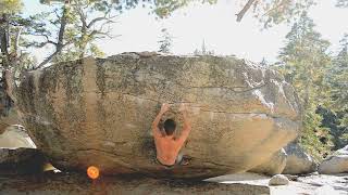 Video thumbnail of Reverse Traverse, V4. Tramway