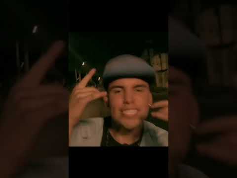 Eirian Músic Ft. Abril Mancilla, JR Lopez, Morel Under - La Escuela De la groserías