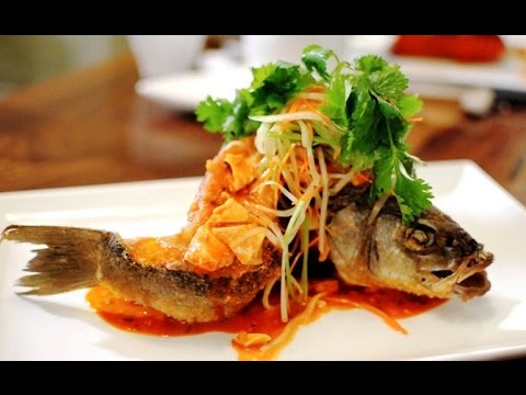 How To Make Crispy Fried Fish | Pan Fry Fish | Fried Whole Fish Recipe 煎魚 Authentic Chinese Cooking