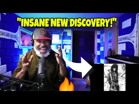 Producer Reacts to M.A.R.S. - I Can See It in Your Eyes (Mind-Blowing)