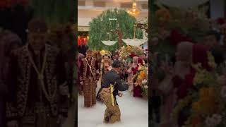 Download lagu Kirab Pengantin Adat Jawa #utarijourney #wedding #akadnikah #pernikahan mp3