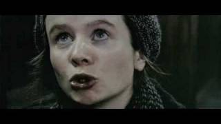 Excerpt from "Breaking the Waves" (1996)