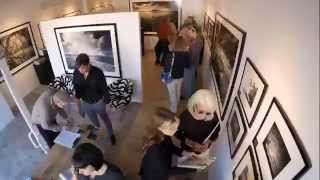 preview picture of video 'Clyde Butcher Coconut Grove Gallery Opening Timelapse'